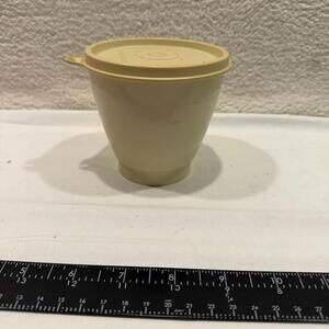Tupperware Beige Condiment Cup